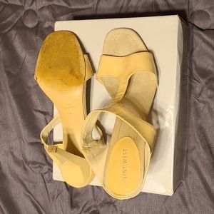 Nine West T-Strap Beige/Tan High Heels Sandal Size 9.5 Sexy & Comfortable